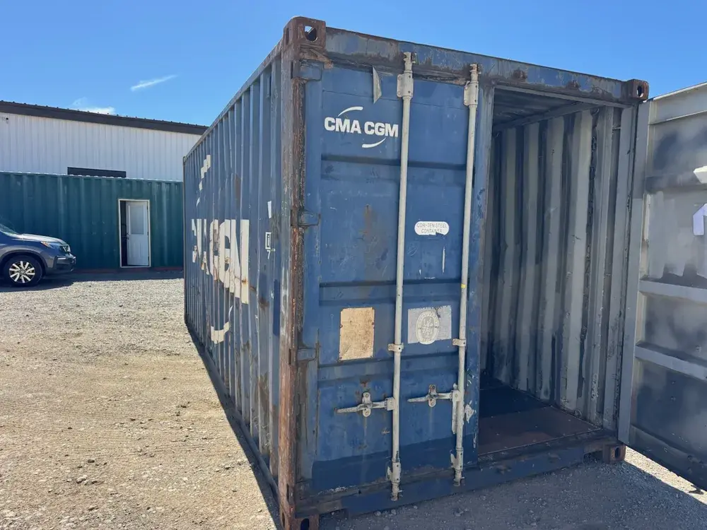 20' Standard Used, container GLDU 541921-7, blue, in the Reno yard