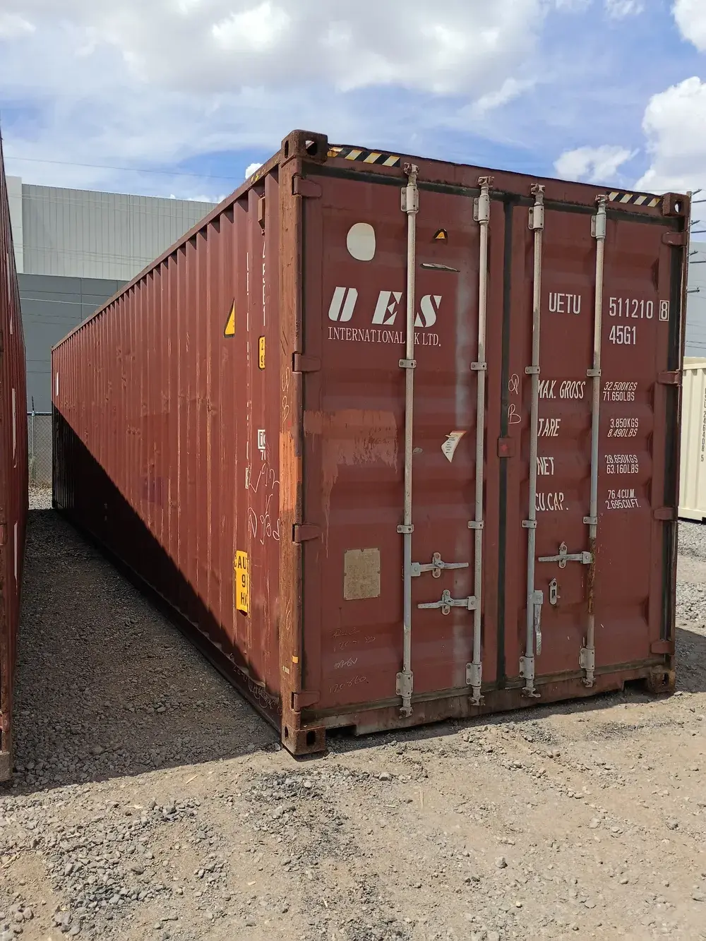 40' High Cube Used, container UETU 511210-8, brick, in the Reno yard